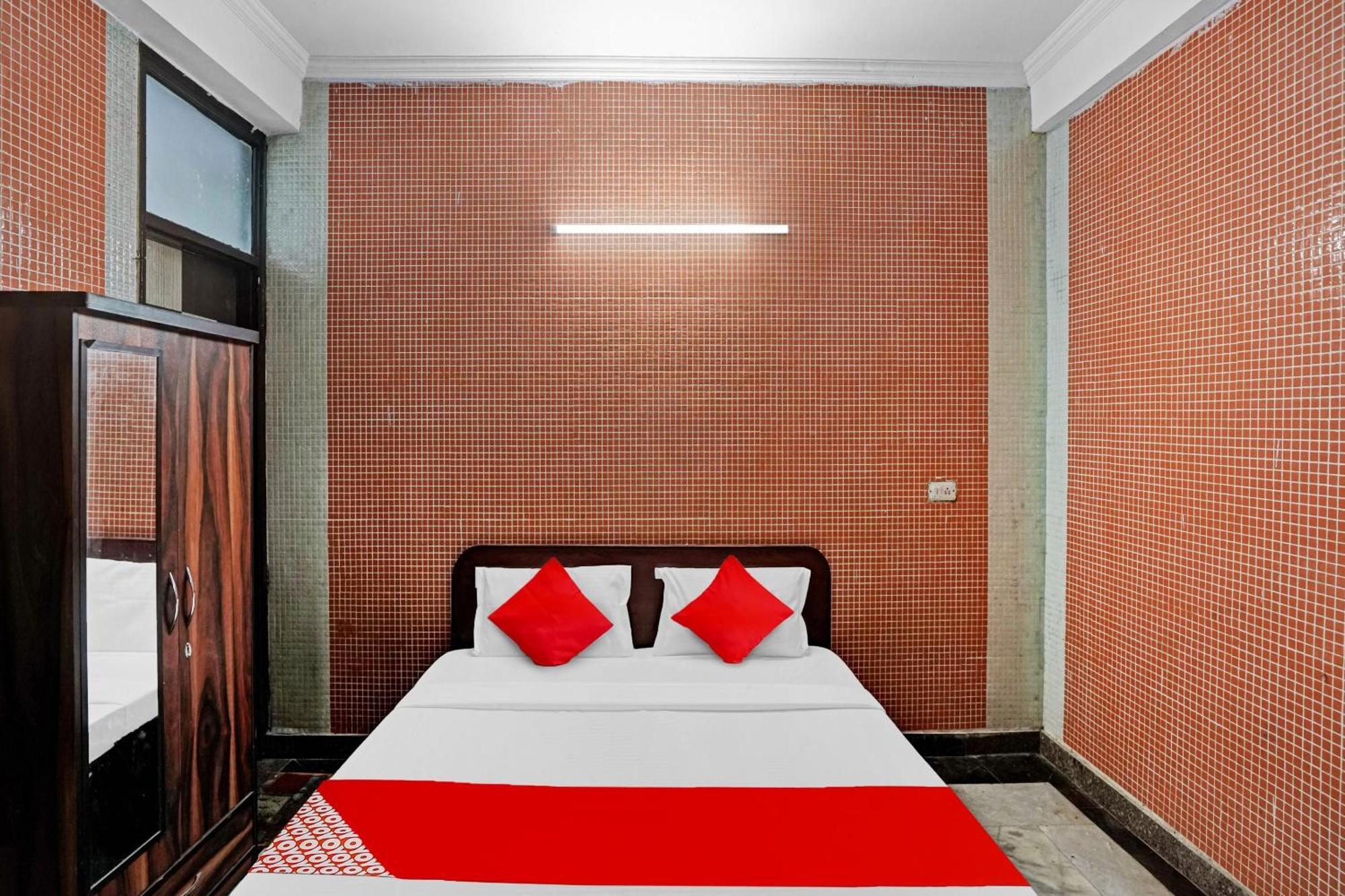 Hotel O Park View Нойда Экстерьер фото
