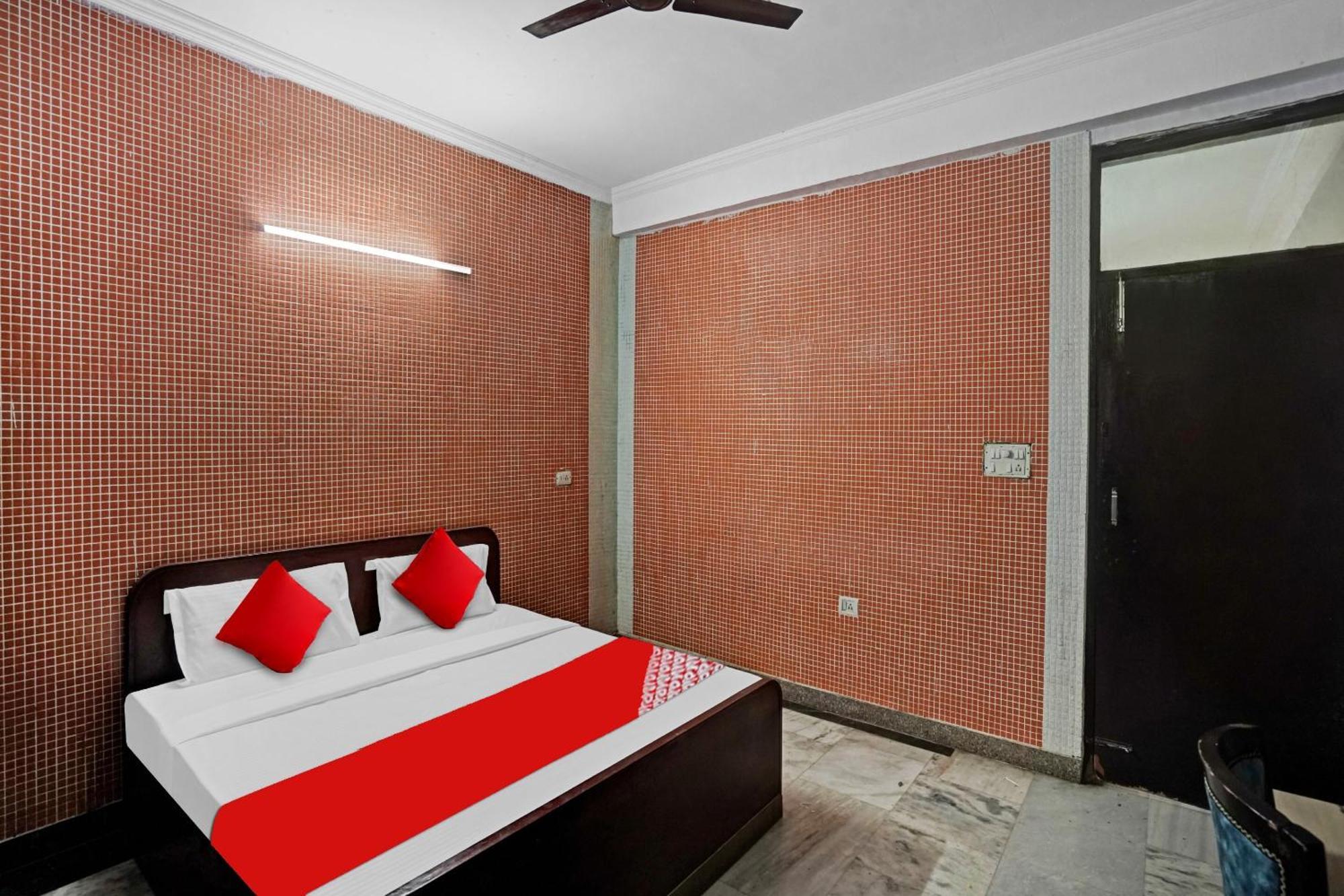 Hotel O Park View Нойда Экстерьер фото