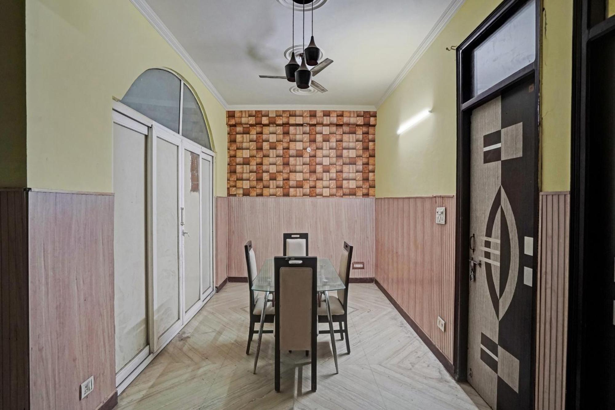 Hotel O Park View Нойда Экстерьер фото